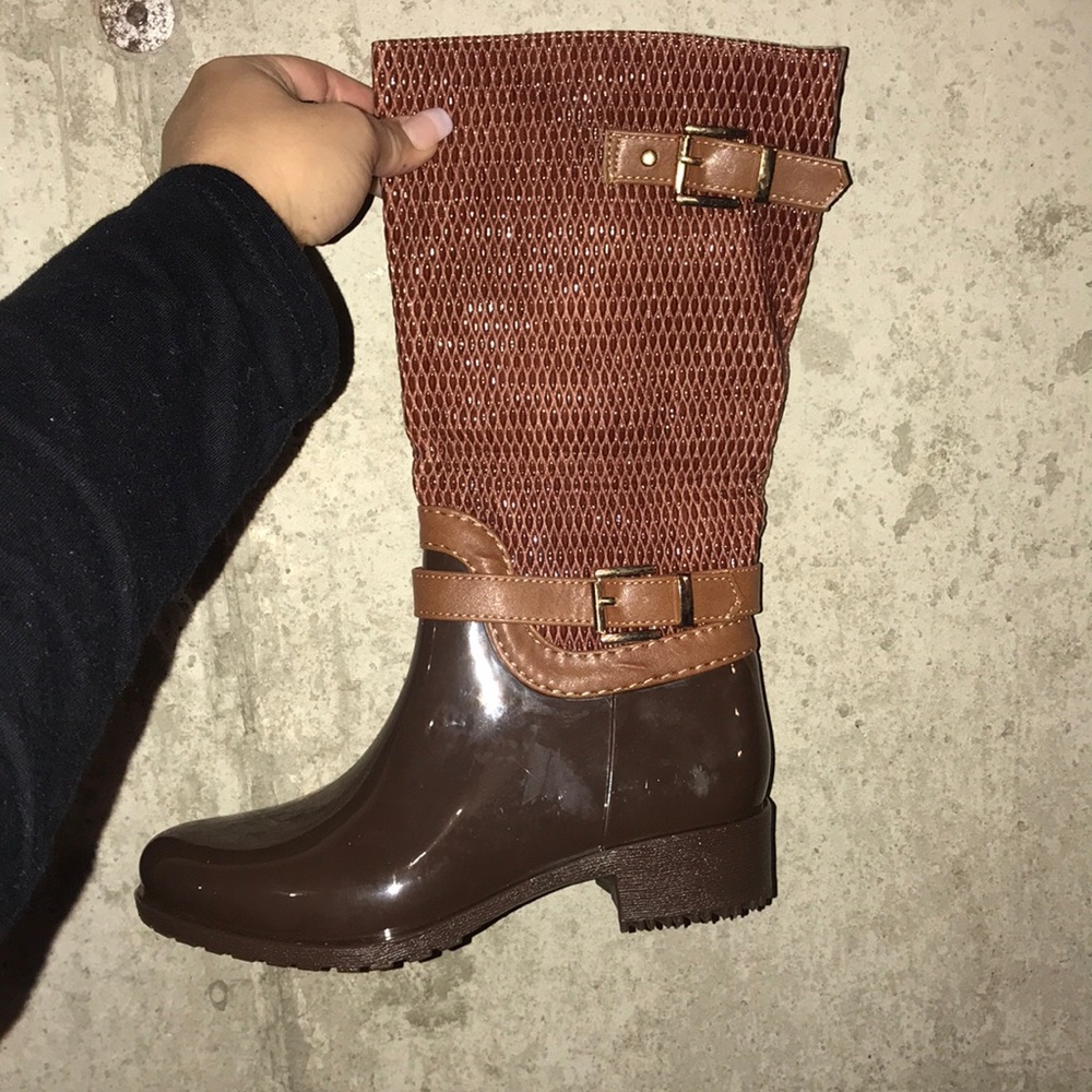 Rain boots for girls